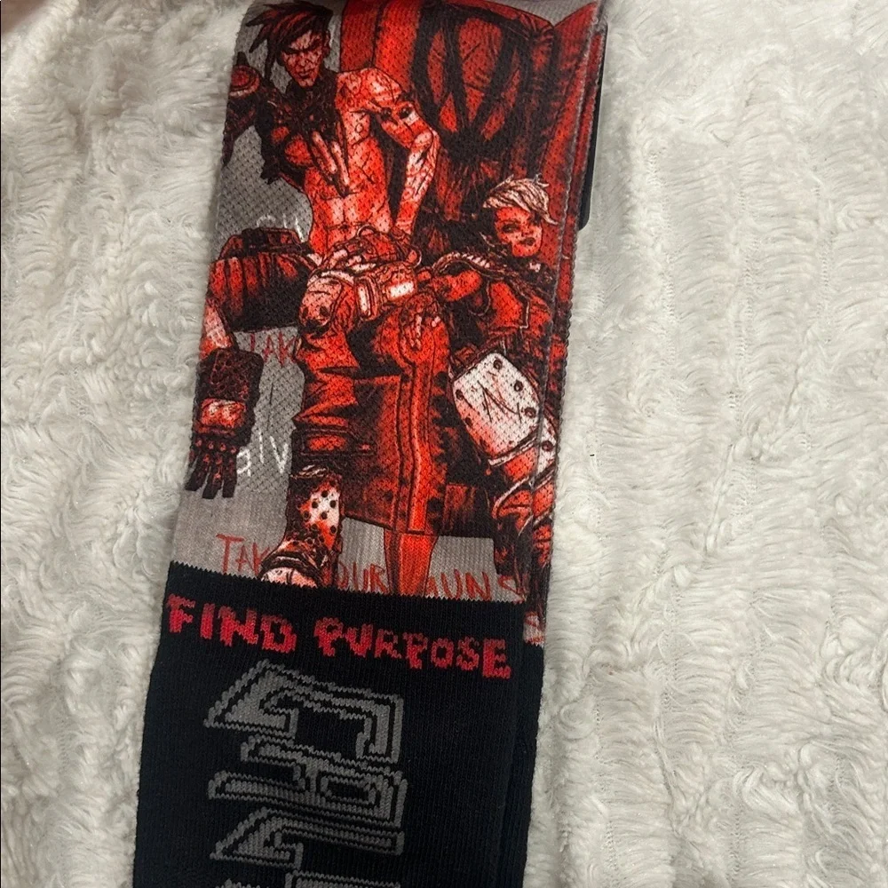Spencer's pair of Borderlands Calypso Twins crew socks Graphic new